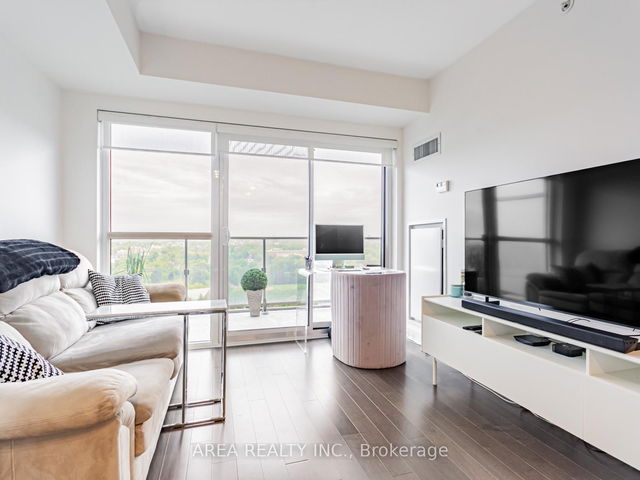 2009 - 58 Orchard View Boulevard