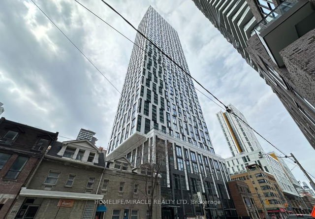 2606 - 252 Church Street