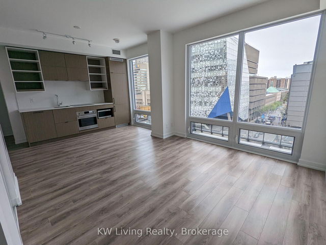 602 - 20 Edward Street