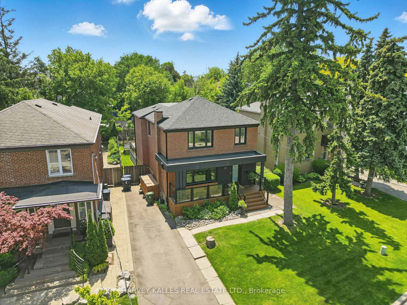Detached House for sale at 219 Delhi Avenue, Toronto, Lansing-Westgate, M3H 1A9 - MLS: C12193641