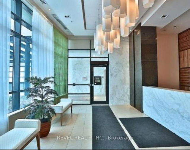 208 - 5740 Yonge Street