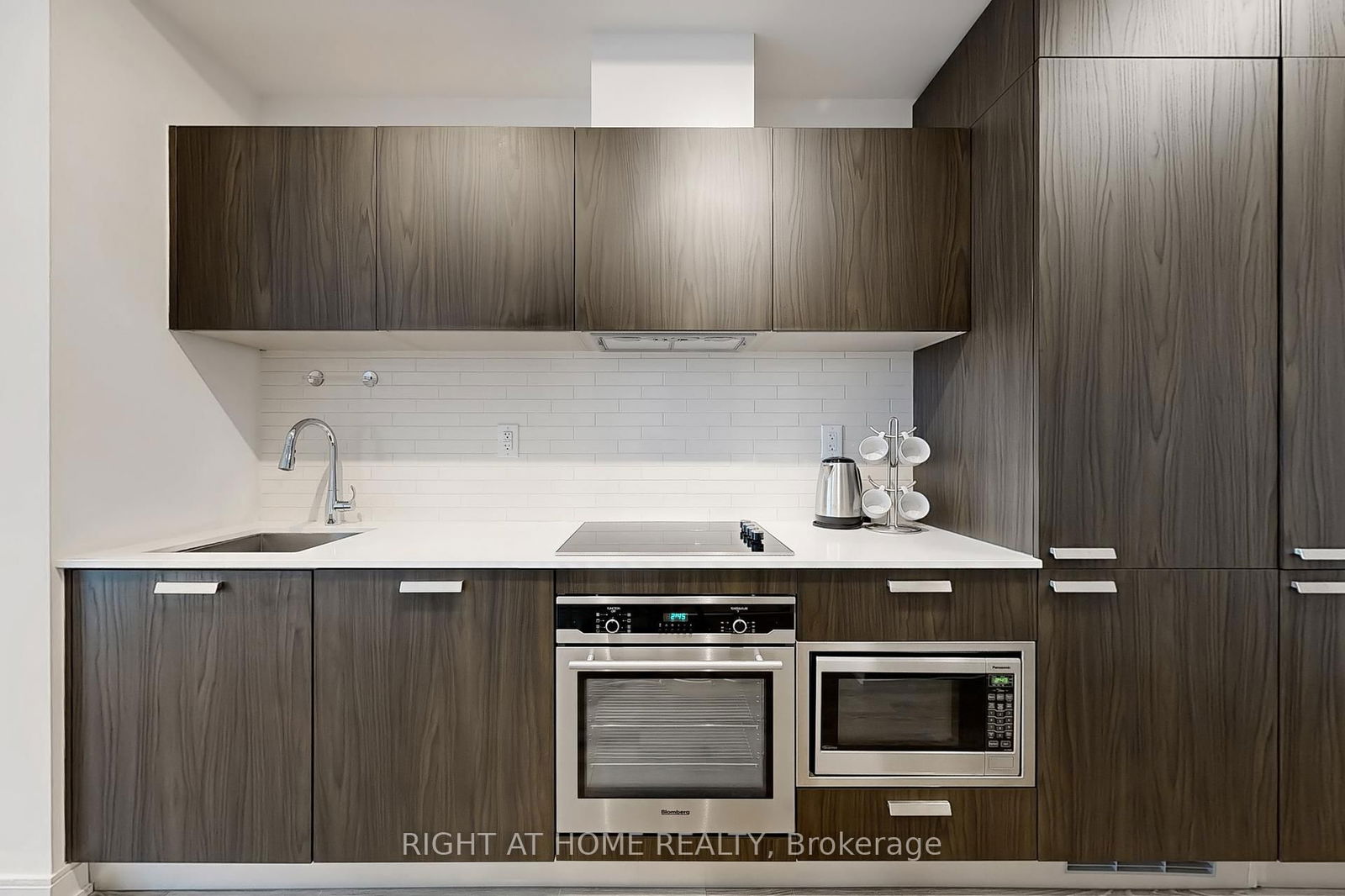 Condo for sale at 3906-50 Charles Street, Toronto, Church-Yonge Corridor, M4Y 0C3 - MLS: C12193679