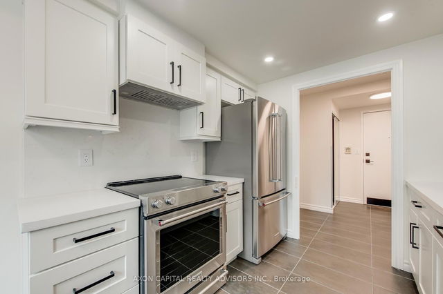 1513 - 168 Simcoe Street