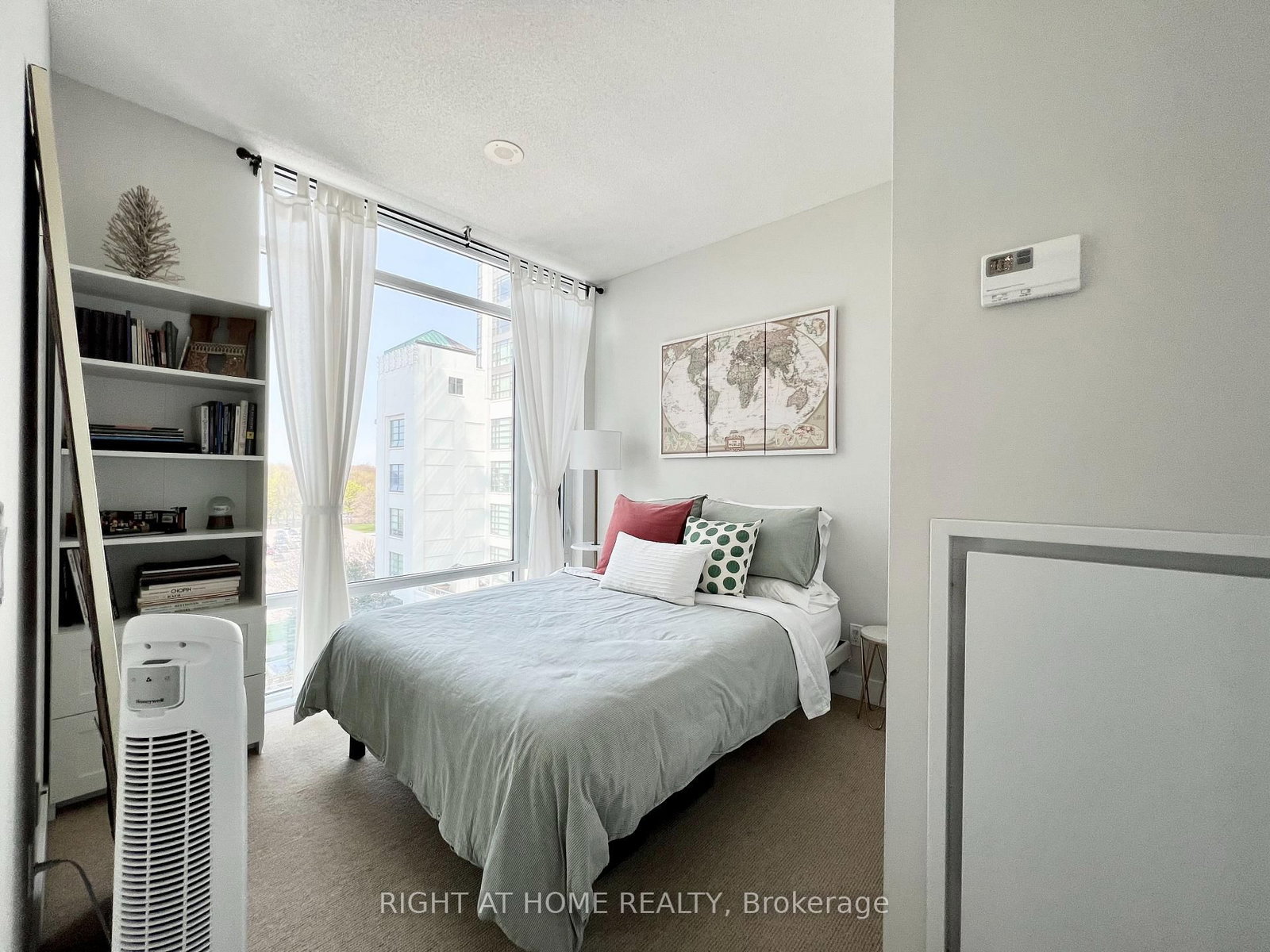 90 Stadium Road, Unit 606 - Photo 12