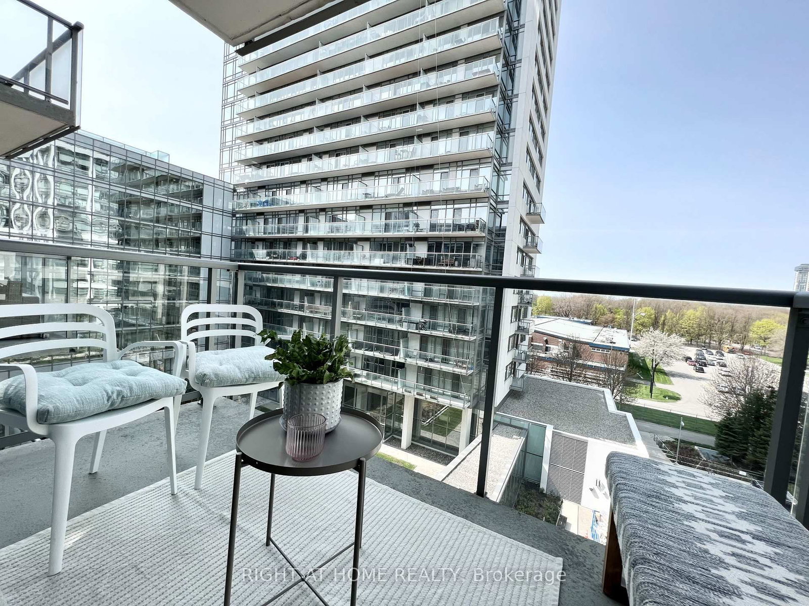 90 Stadium Road, Unit 606 - Photo 17