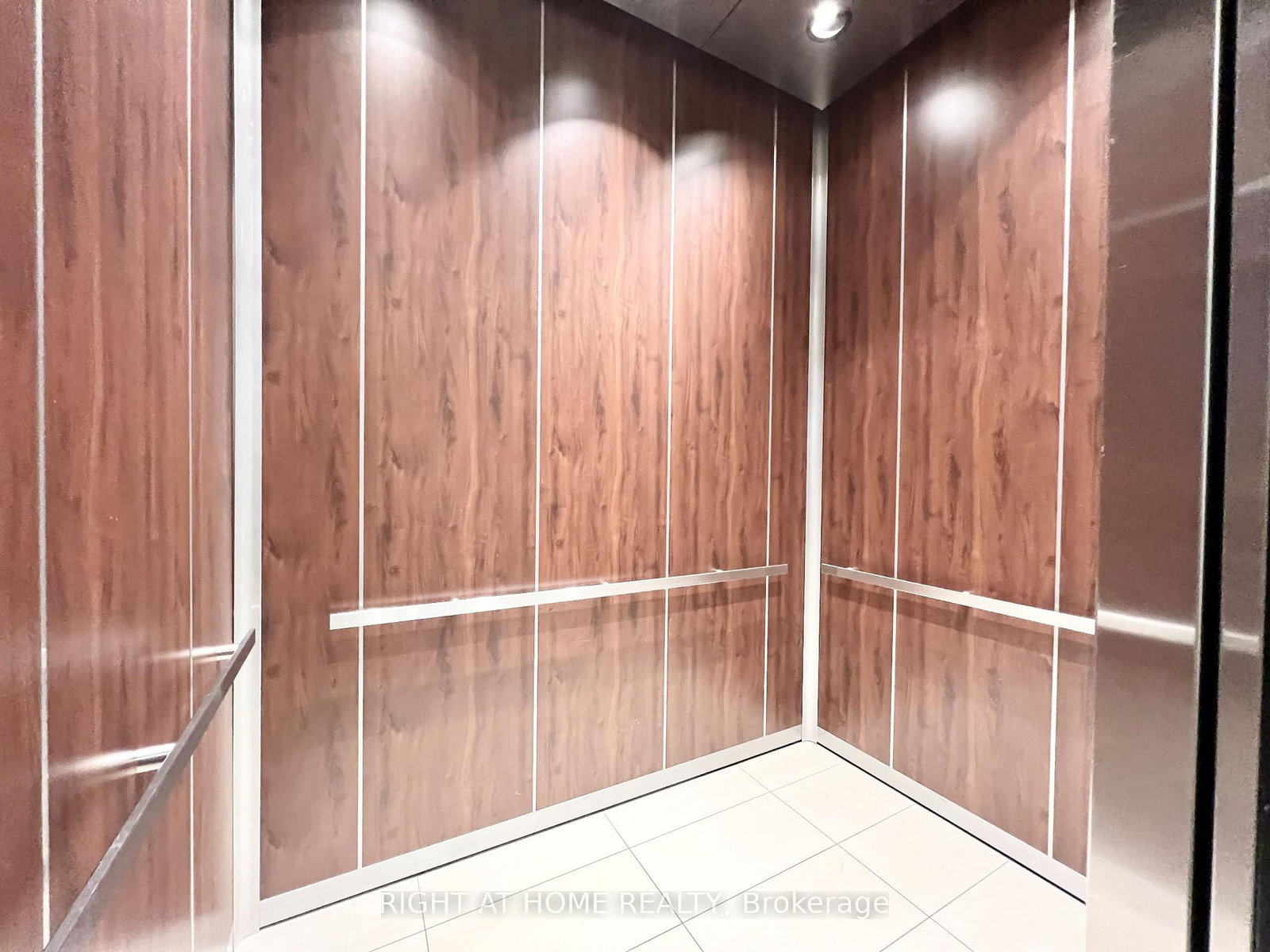 90 Stadium Road, Unit 606 - Photo 22