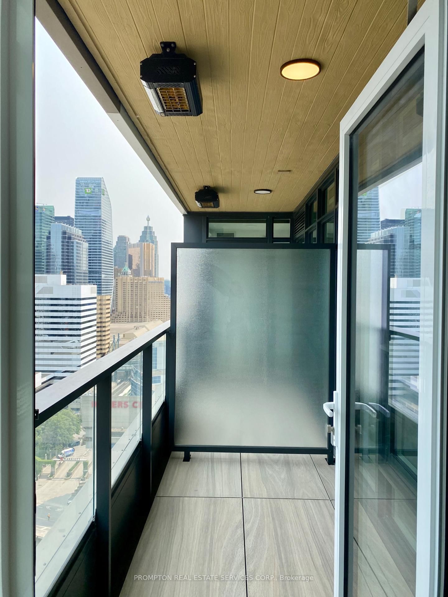 1 CONCORD CITYPLACE Way, Unit 2715 - Photo 17