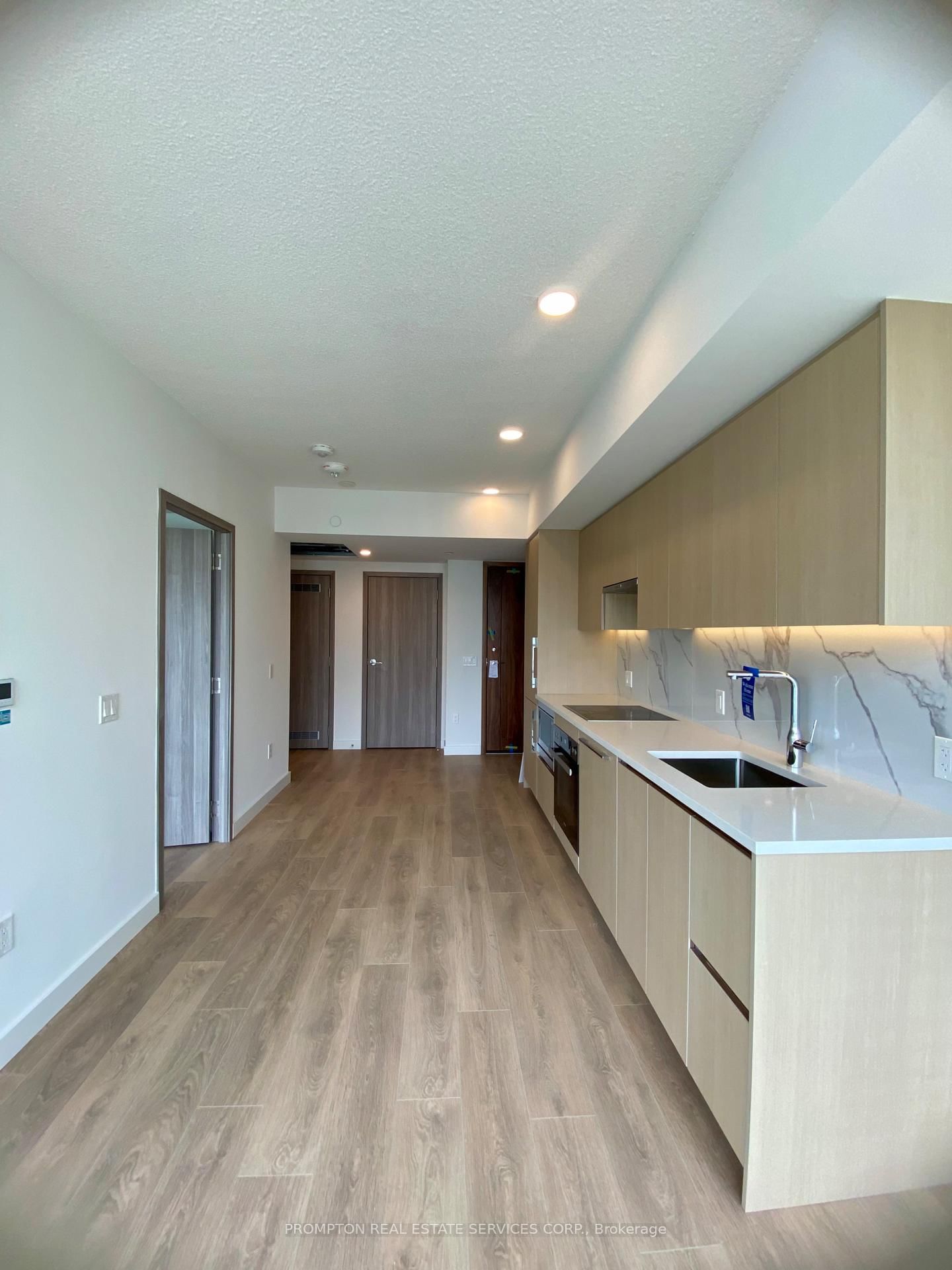 1 CONCORD CITYPLACE Way, Unit 2715 - Photo 4