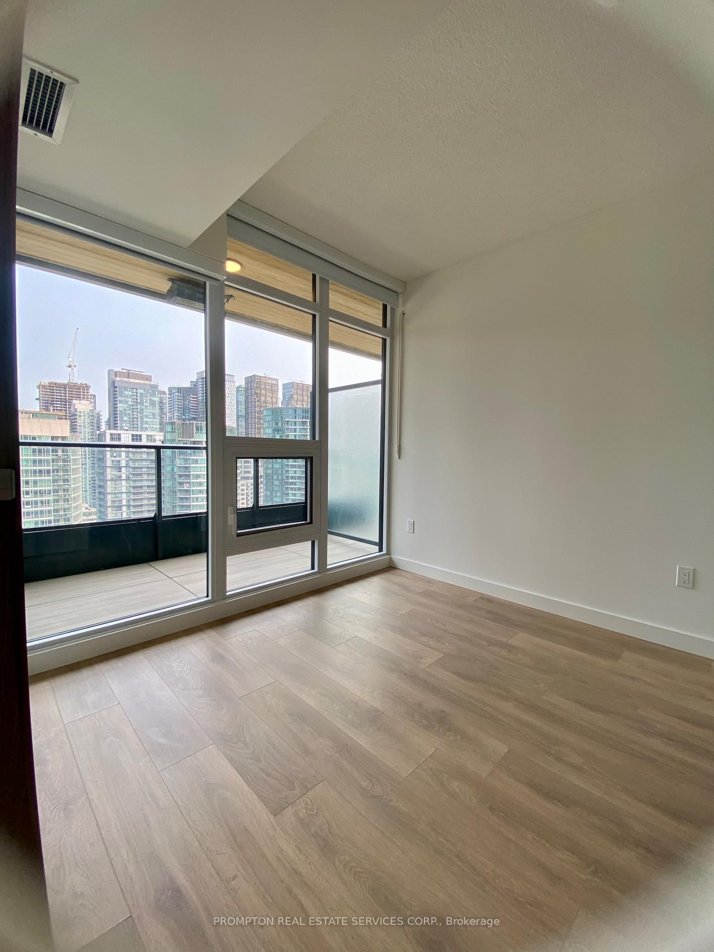 1 CONCORD CITYPLACE Way, Unit 2715 - Photo 8