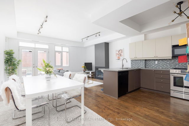 TH127 - 500 Richmond Street