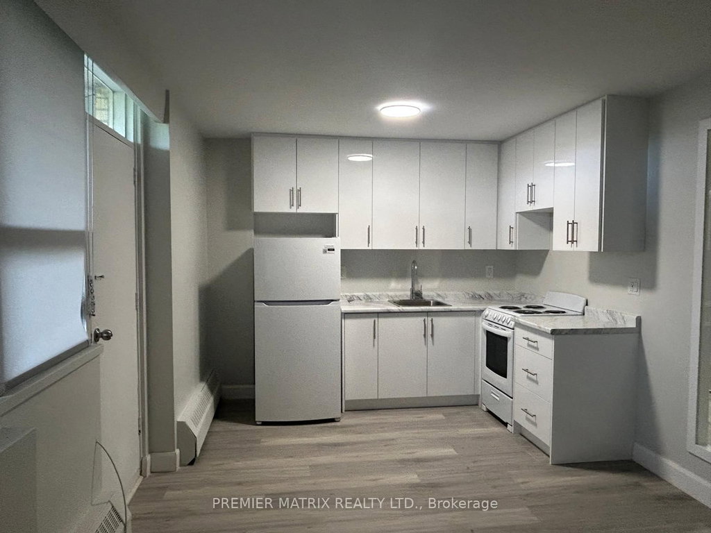 608 - 65 Thorncliffe Park Drive 4
