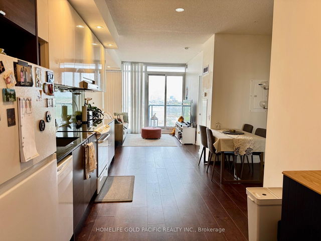 2207 - 121 McMahon Drive