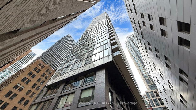 2003 - 101 Peter Street
