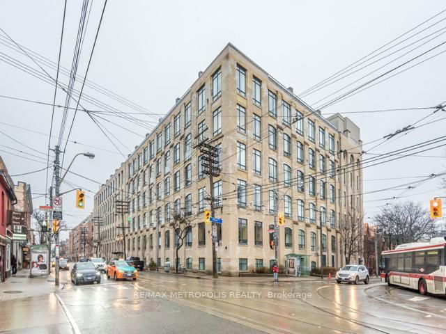 116 - 993 Queen Street