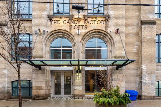 116 - 993 Queen Street