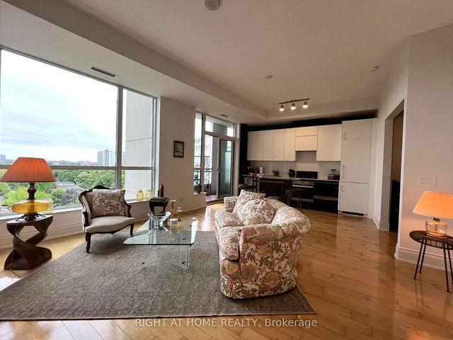 906 - 23 Glebe Road