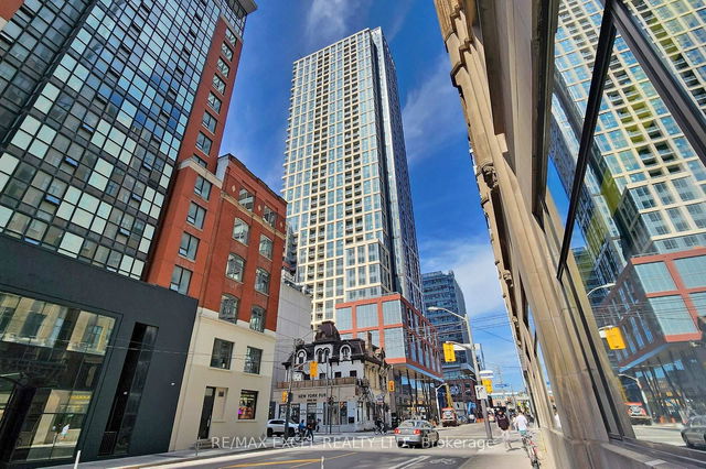 702 - 108 Peter Street