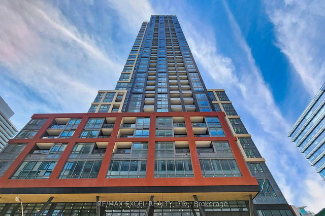 702 - 108 Peter Street