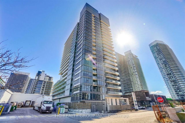 1709 - 72 Esther Shiner Boulevard