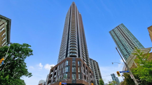 401 - 159 Wellesley Street