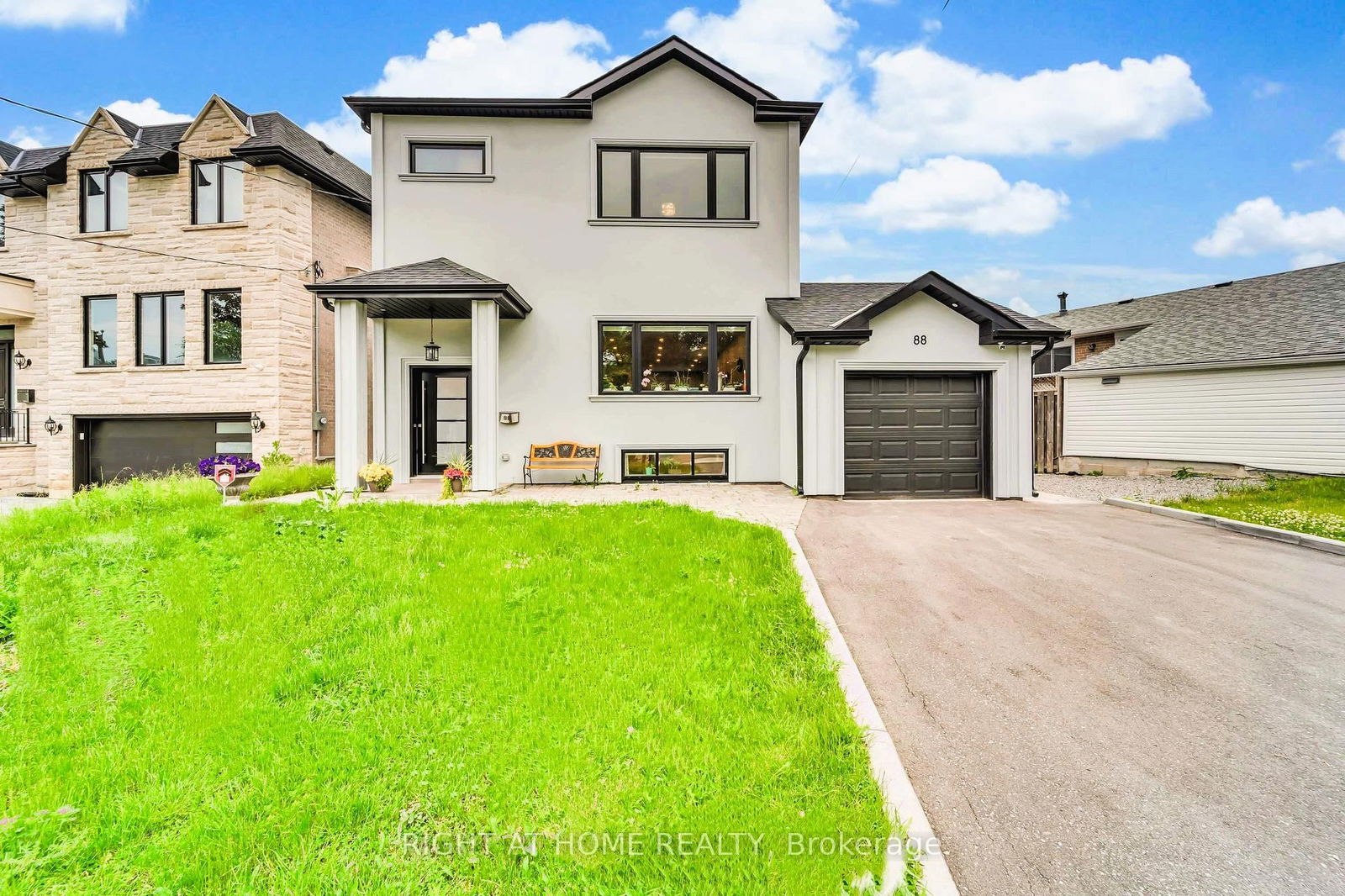 Detached House for sale at 88 Glentworth Road, Toronto, Don Valley Village, M2J 2E8 - MLS: C12194205