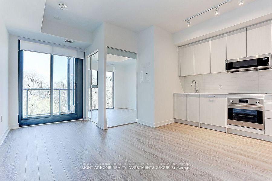 250 Lawrence Avenue W, Unit 418 - Photo 9