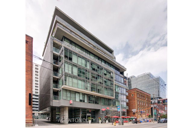 1106 - 95 Bathurst Street