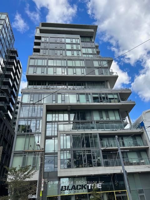 815 - 95 Bathurst Street