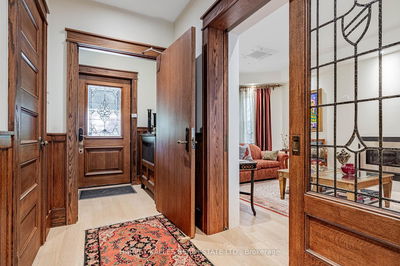 386 Palmerston Blvd, Toronto - Palmerston-Little Italy image-0-3