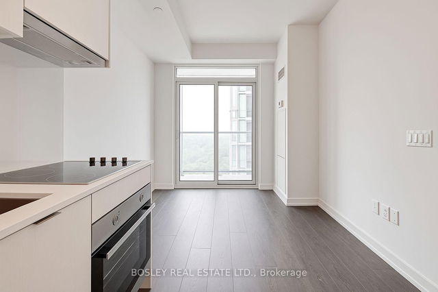 LPH13 - 195 Redpath Avenue