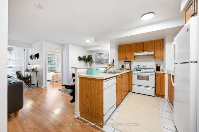 609 - 7 Lorraine Drive