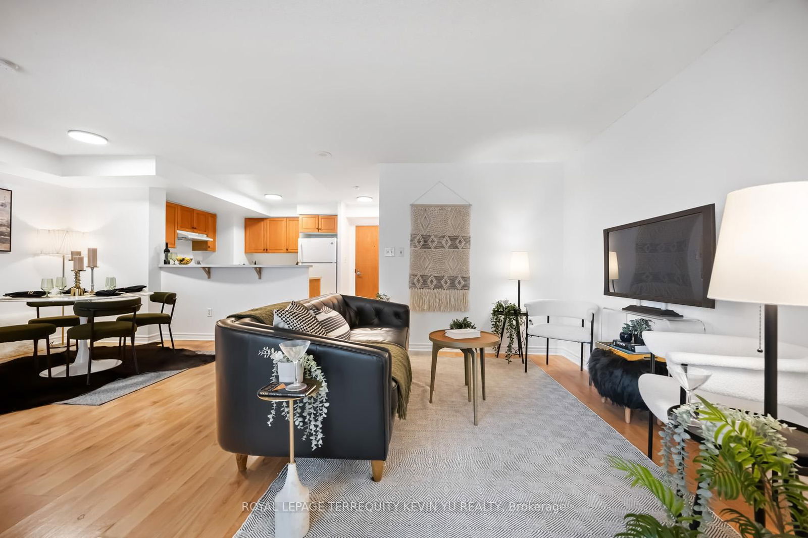 Condo for sale at 609-7 Lorraine Drive, Toronto, Willowdale West, M2N 7H2 - MLS: C12194730