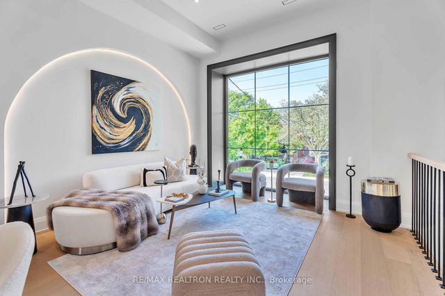 107 Alameda Avenue