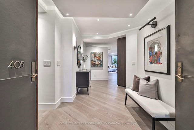 405 - 342 Spadina Road