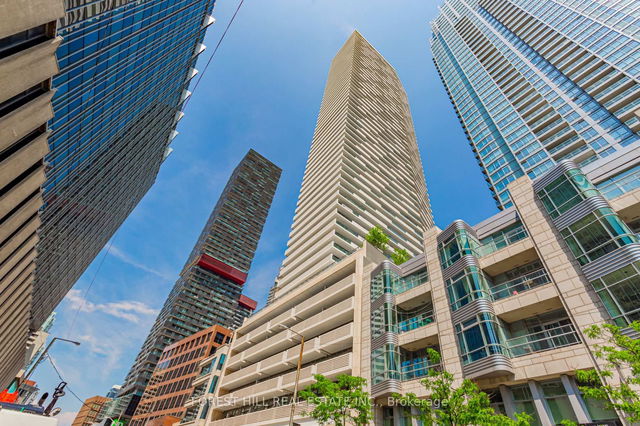 5702 - 2221 Yonge Street