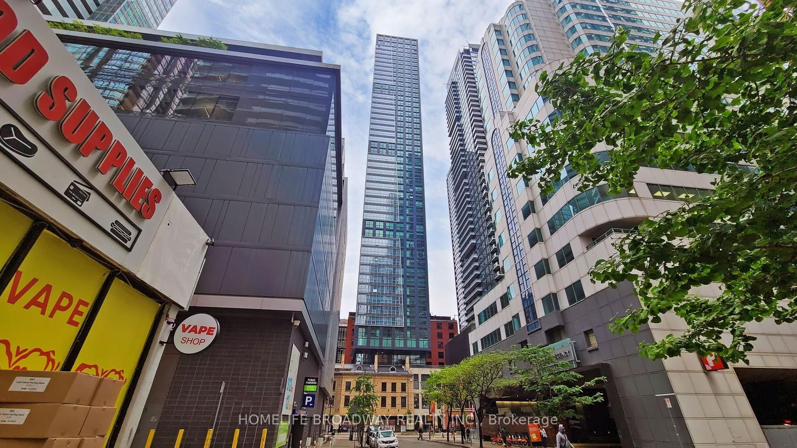 Condo for sale at 1005-327 King Street, Toronto, Waterfront Communities C1, M5V 0W7 - MLS: C12195186