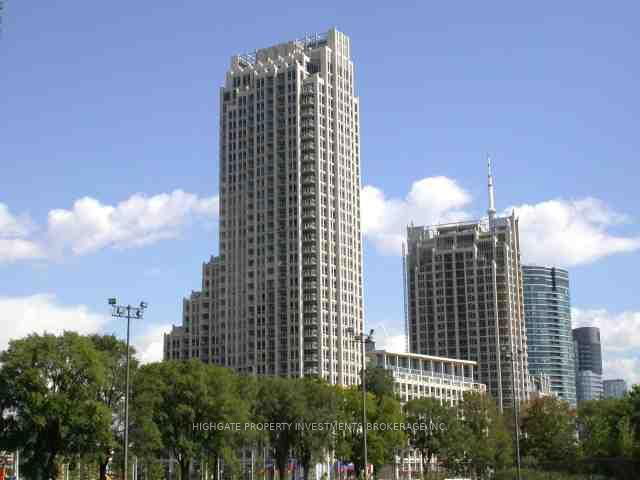 734 - 628 Fleet Street