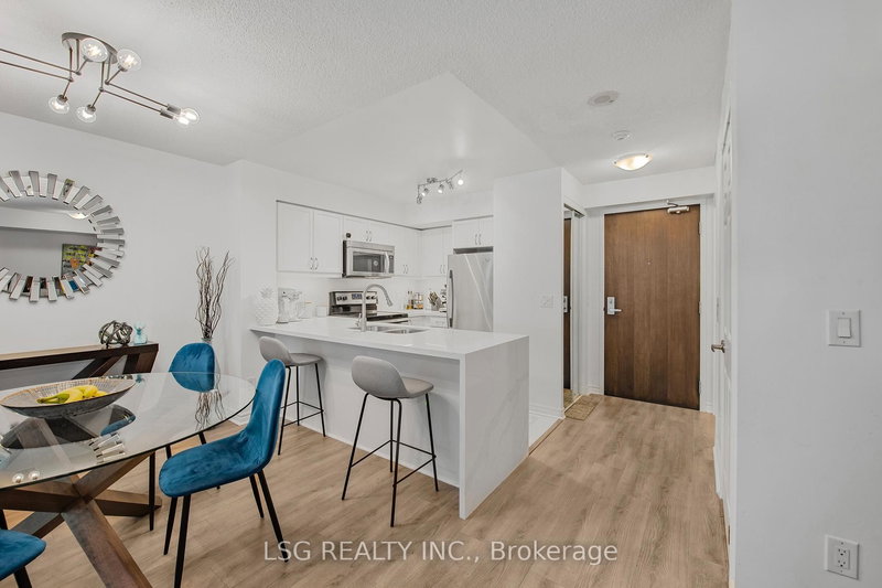 1908 - 19 Grand Trunk Cres, Toronto, M5J 3A3 | Image 2