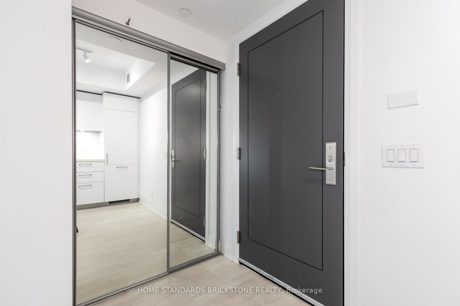 Condo for sale at 429-33 Frederick Todd Way, Toronto, Thorncliffe Park, M4G 0C9 - MLS: C12195464
