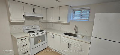 Unit BSMT — 19 Tobruk Cres, Toronto - Newtonbrook East image-0-4