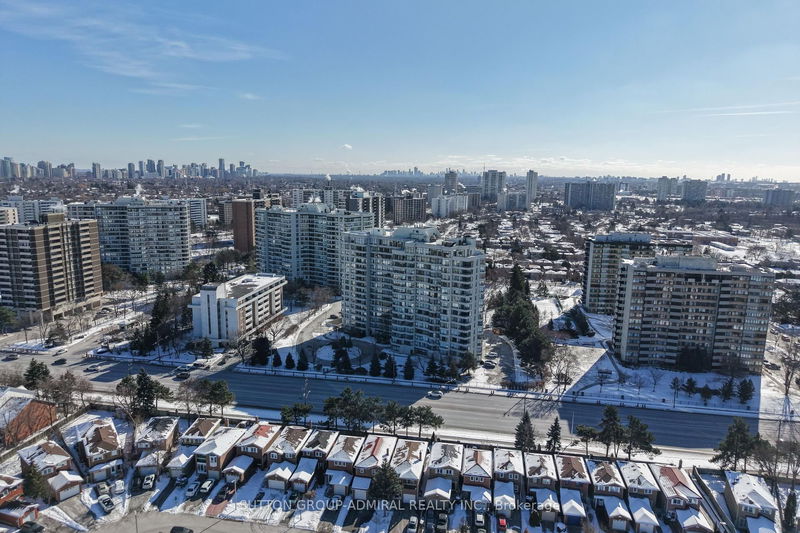 home for sale on 314-1131 Steeles Avenue W