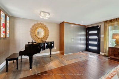 338 Betty Ann Dr, Toronto - Willowdale West image-0-3
