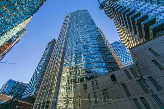 3003 - 210 Victoria Street