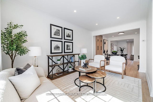 248 Sandringham Drive