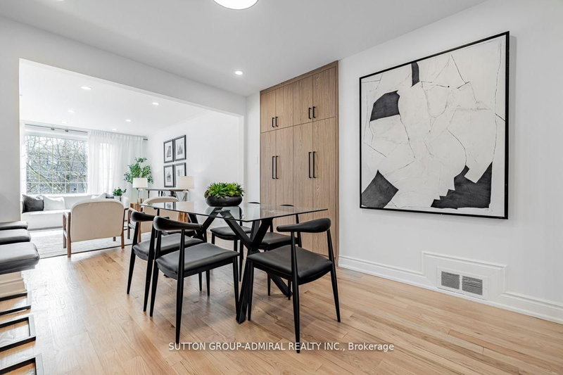 248 Sandringham Dr, Toronto, M3H 1G3 | Image 2