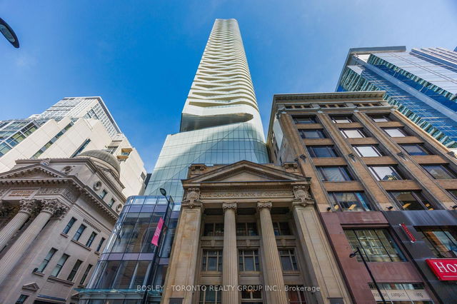 3909 - 197 Yonge Street