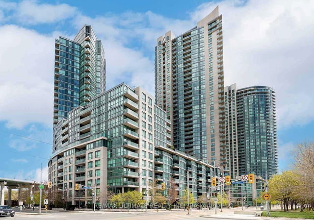 1016 - 231 Fort York Boulevard