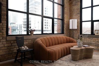 Unit 407 — 736 Dundas St, Toronto - Regent Park