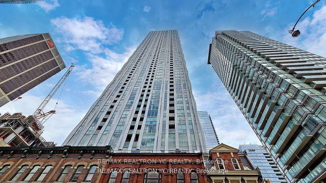 710 - 1 Yorkville Avenue