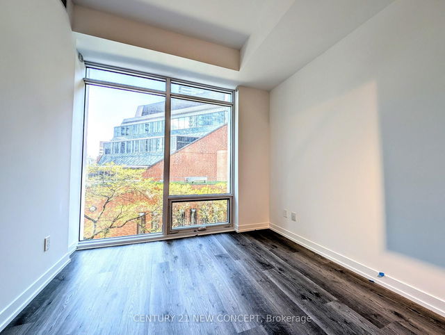 305 - 771 Yonge Street